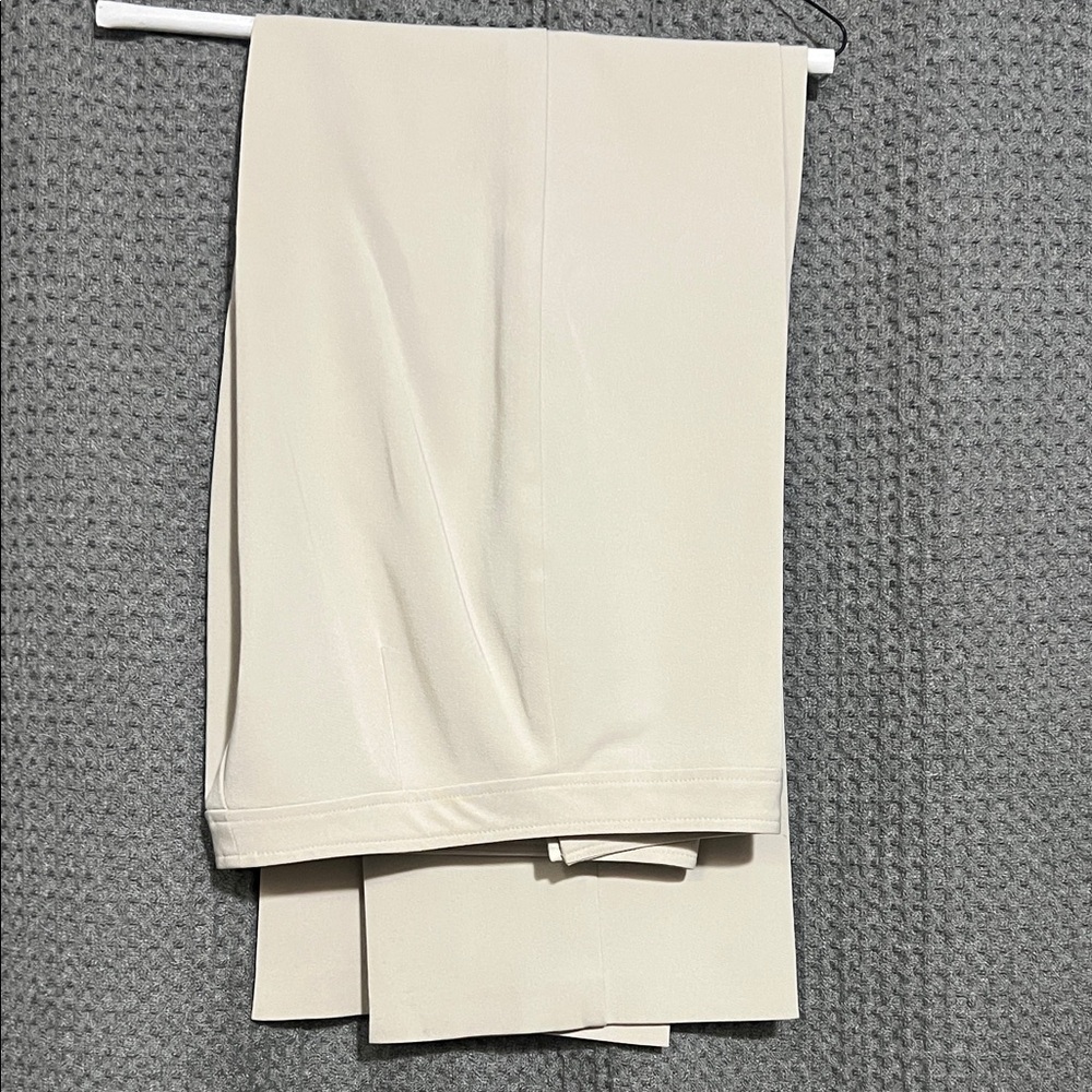 Studio C Cream Women's Pants